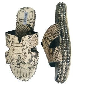 CAPE ROBBIN SNAKESKIN STUDDED SLIDE SIZE 8